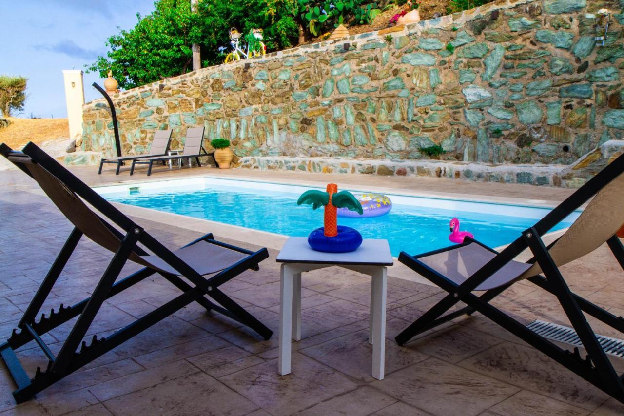 Olenia Apartment *